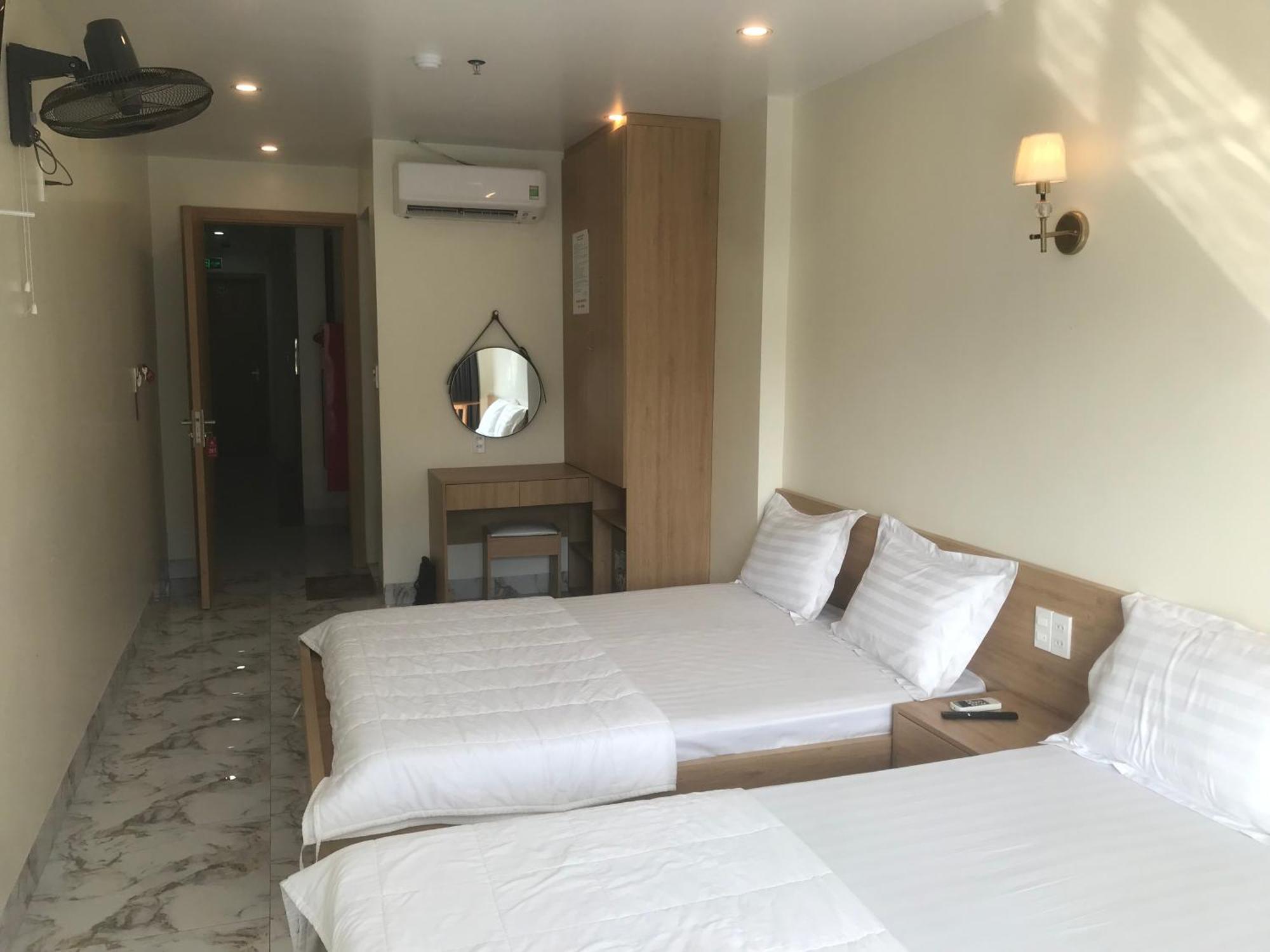 Anh Nhu Hotel Chan Chau Exterior photo